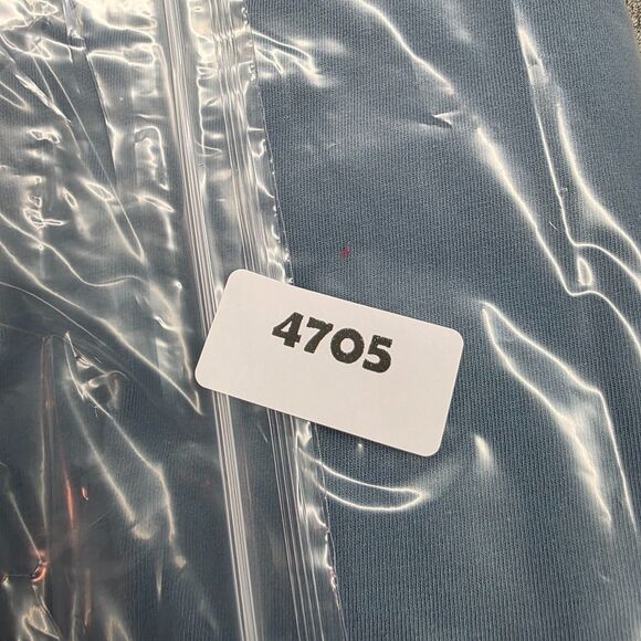 The Frye Company Activewear Men's Blue 3 Button Henley Tshirt Size S - Picture 10 of 10